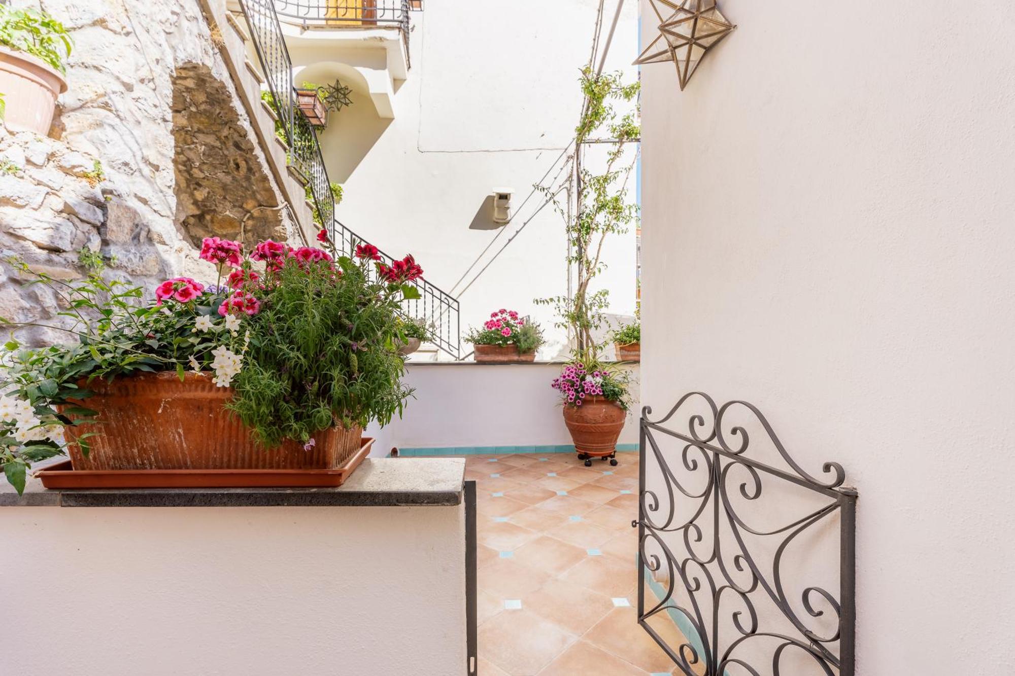 Apartamento Proprieta Antonio 3 Unita Indipendenti Positano Exterior foto
